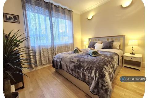 1 bedroom flat to rent, Archway Road, London, N6