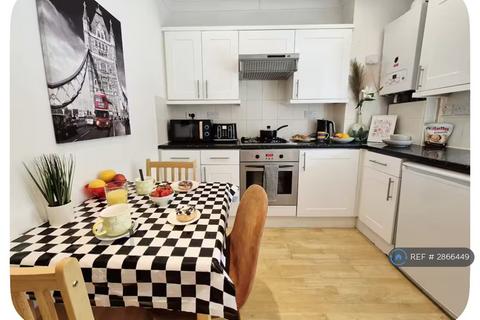 1 bedroom flat to rent, Archway Road, London, N6