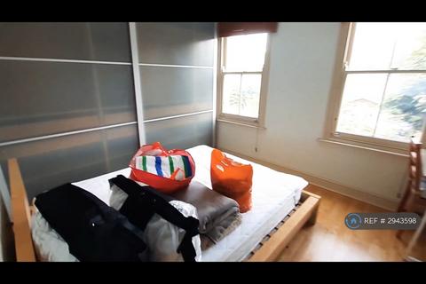 1 bedroom flat to rent, New Cross Gate, London, SE14