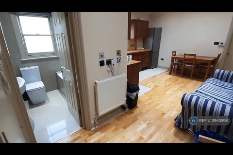 1 bedroom flat to rent, New Cross Gate, London, SE14