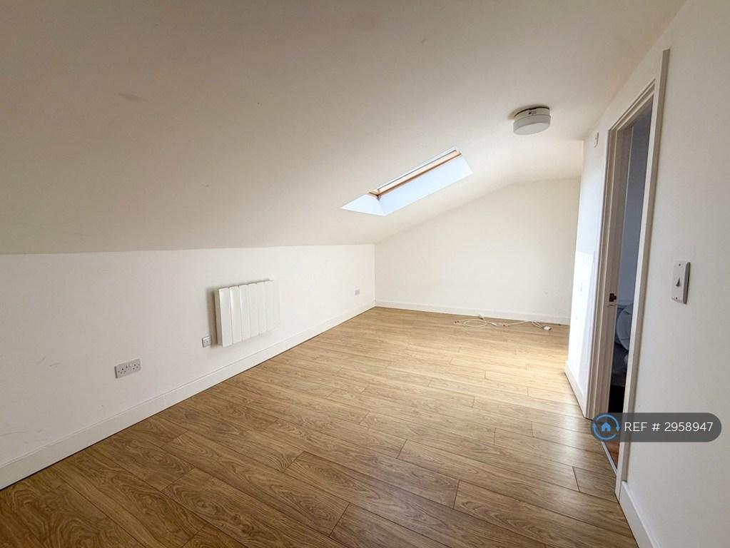 Apartment in Leicester, City of Leicester - View 4