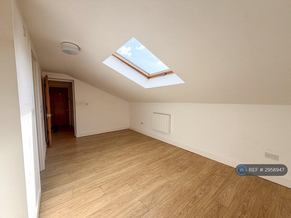 Apartment in Leicester, City of Leicester - View 5