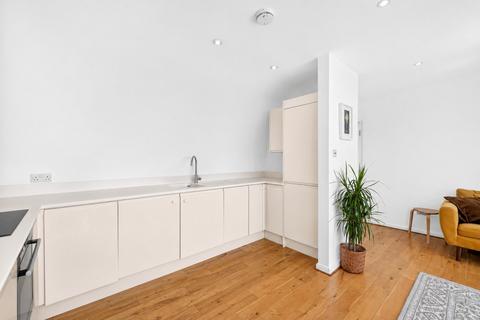 2 bedroom apartment to rent, Popham Street, London, N1