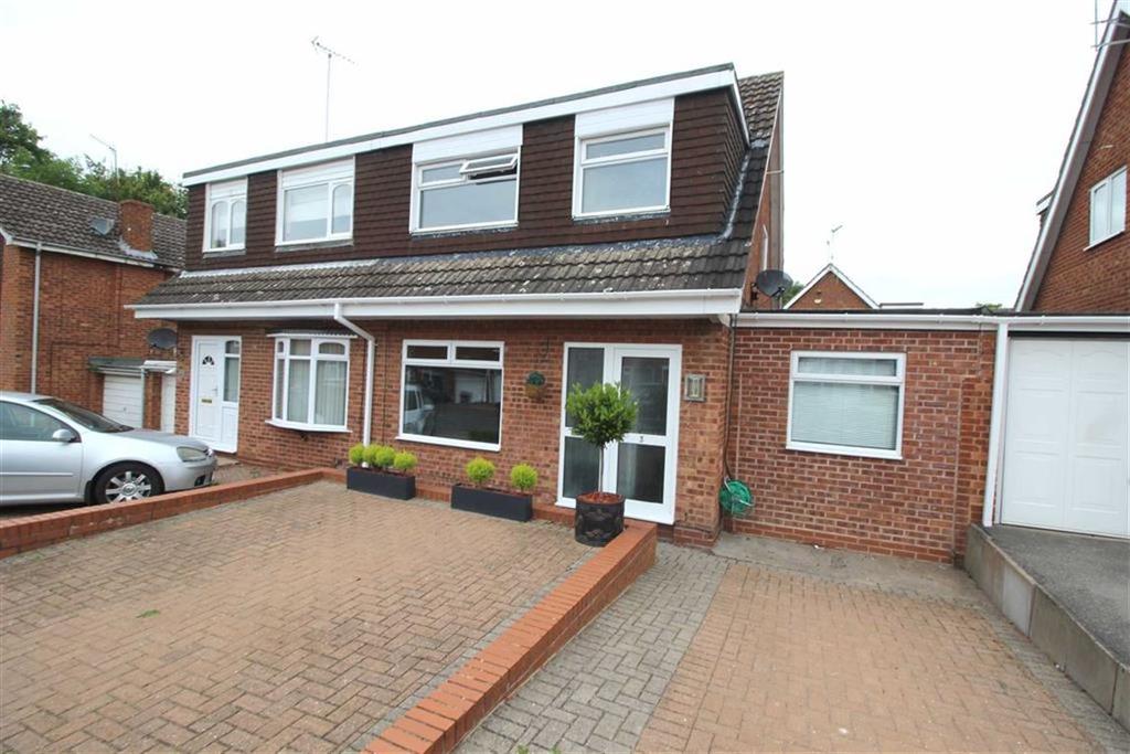 Oakridge Close, Church Hill North, Redditch, Worcestershire, B98 3 bed
