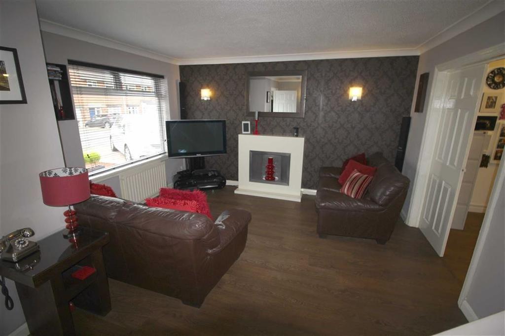 Oakridge Close, Church Hill North, Redditch, Worcestershire, B98 3 bed