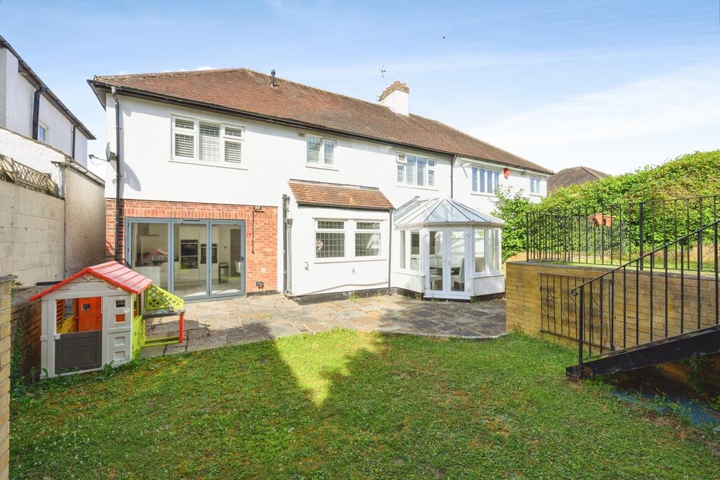 House exterior, garden