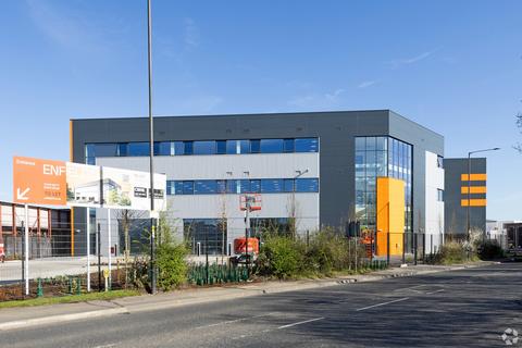 Warehouse to rent, 73 Mollison Av Enfield EN3 7NJ