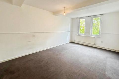 2 bedroom flat to rent, Bushfield Court, PETERBOROUGH, PE2