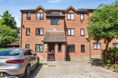 1 bedroom flat for sale, Parsonage Road, Grays, Essex, RM20