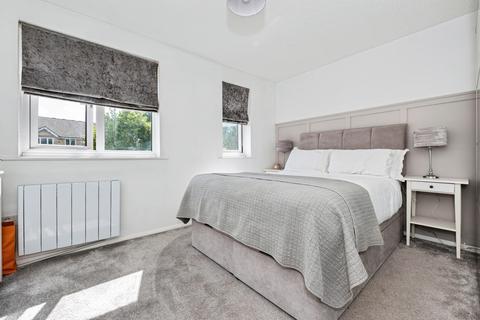 1 bedroom flat for sale, Parsonage Road, Grays, Essex, RM20