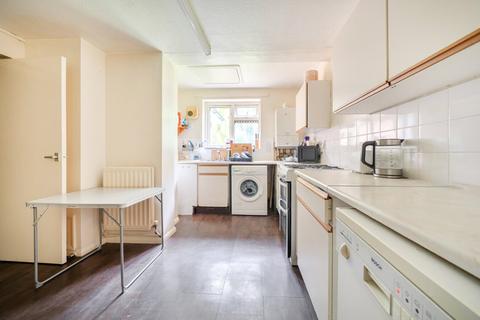 1 bedroom apartment for sale, Rutland Avenue, High Wycombe, Buckinghamshire, HP12