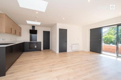 2 bedroom bungalow for sale, Chard Road, Plymouth PL5