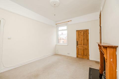 3 bedroom flat for sale, Simonside Terrace, Heaton, Newcastle Upon Tyne