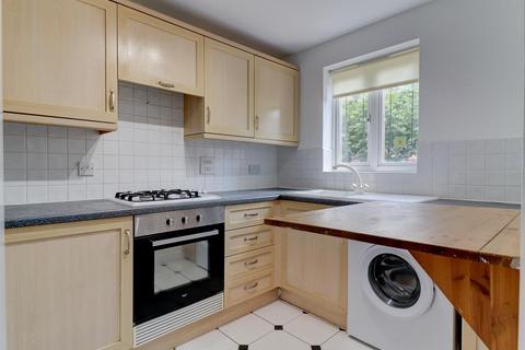 3 bedroom semi-detached house to rent, Pericles Close, Heathcote, Warwick