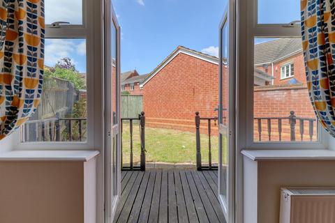 3 bedroom semi-detached house to rent, Pericles Close, Heathcote, Warwick
