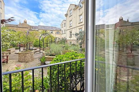 2 bedroom flat for sale, Church Square, Church Square Mansions Church Square, HG1