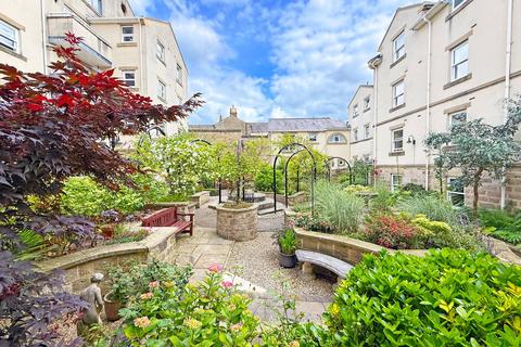 2 bedroom flat for sale, Church Square, Church Square Mansions Church Square, HG1