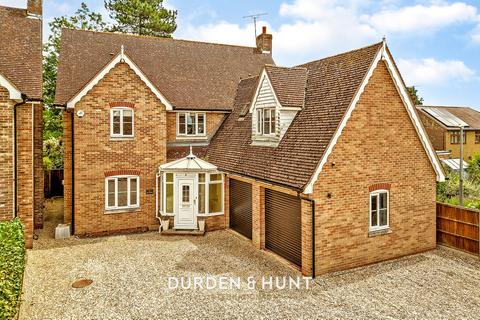 5 bedroom detached house for sale, The Pavilions, Ongar, CM5