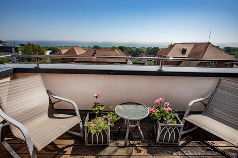 2 bedroom apartment for sale, Cannongate Road, Hythe, CT21