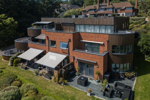 2 bedroom apartment for sale, Cannongate Road, Hythe, CT21