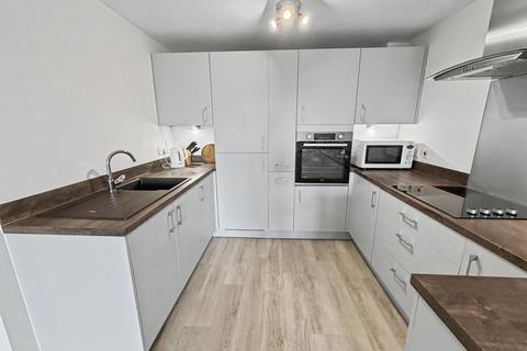 2 bedroom flat for sale, Wimborne