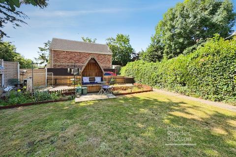 2 bedroom semi-detached house for sale, Bettesworth Road, Ryde, Isle of Wight