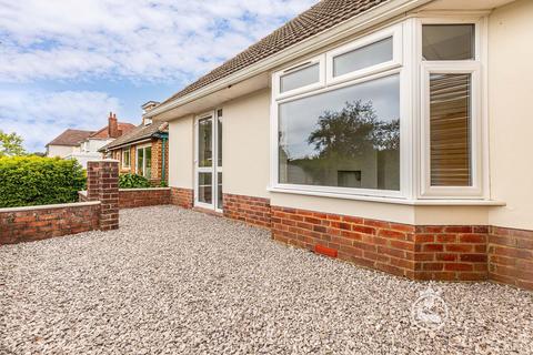 2 bedroom detached bungalow for sale, Evering Avenue, Poole BH12