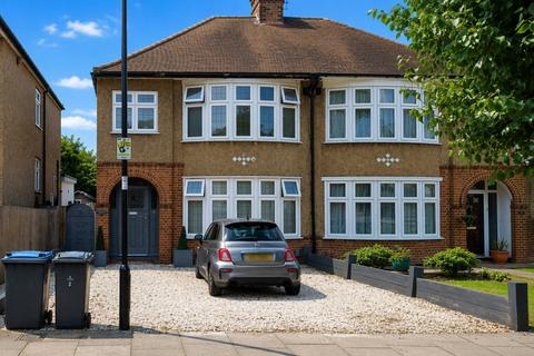 Ladysmith Road, Enfield, EN1