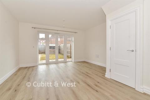 2 bedroom terraced house for sale, Taverner Square, Cranleigh GU6