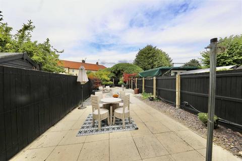3 bedroom terraced house for sale, 1St Avenue, Hull
