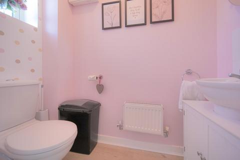 undefined, Linnet Lane, Melksham SN12