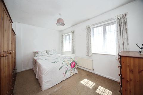 2 bedroom terraced house for sale, Warton Green, Luton