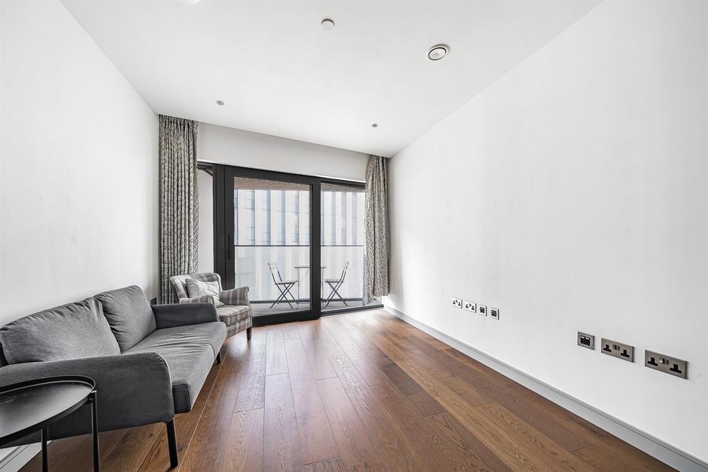 House in London - View 3