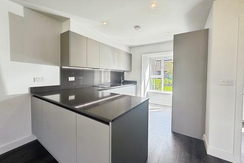 3 bedroom semi-detached house to rent, Brickyard Close, Levenshulme, Manchester, M19