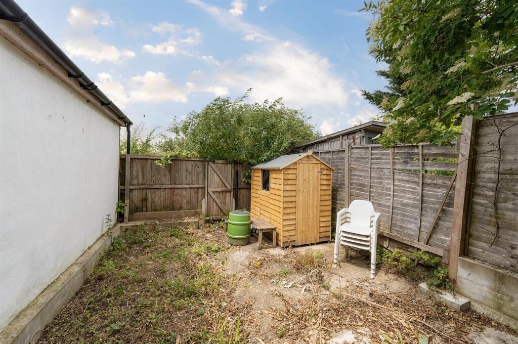 Summerhouse exterior, out buildings