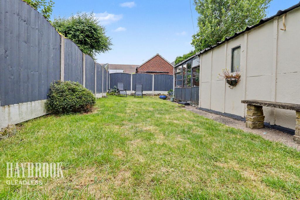 House in Sheffield, South Yorkshire - View 4