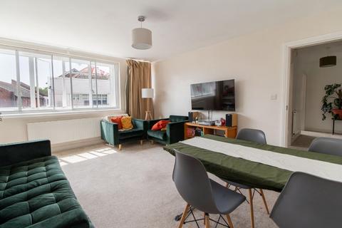 2 bedroom flat for sale, High Street, POOLE, BH15