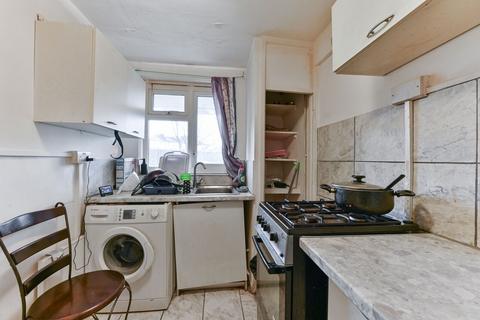 Studio for sale, Wisbeach Road, Croydon, CR0