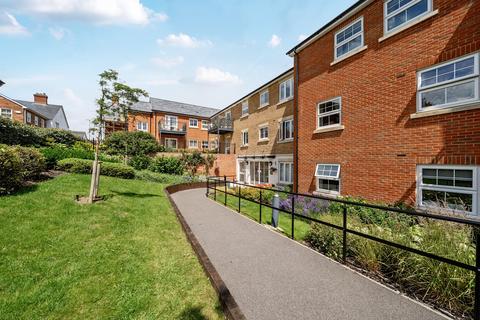 2 bedroom flat for sale, Orchard Lane, Alton, Hampshire, GU34