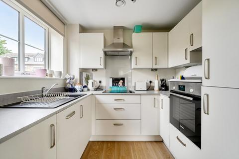 2 bedroom flat for sale, Orchard Lane, Alton, Hampshire, GU34