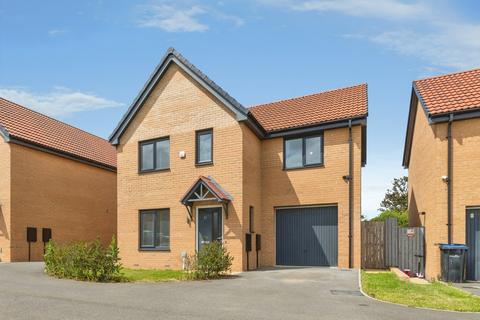 4 bedroom detached house for sale, Parnaby Way, Hemlington, Middlesbrough, North Yorkshire, TS8