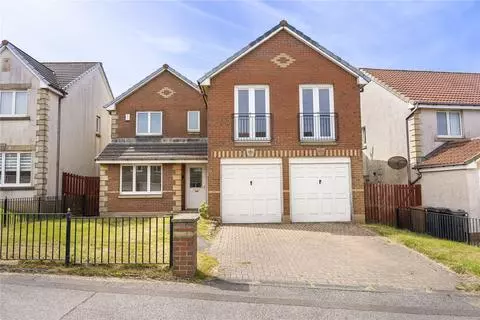 6 bedroom detached house for sale