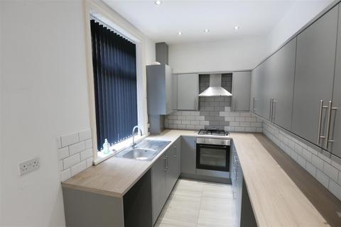3 bedroom house to rent, Armytage Road, Brighouse
