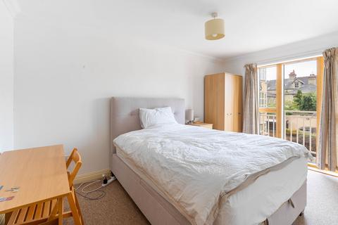 2 bedroom flat for sale, Petersfield, Cambridge, CB1