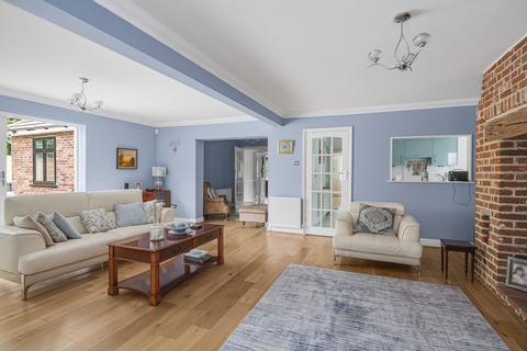 4 bedroom detached bungalow for sale, Stapleford Road, Romford, RM4