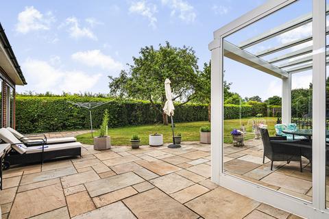 4 bedroom detached bungalow for sale, Stapleford Road, Romford, RM4