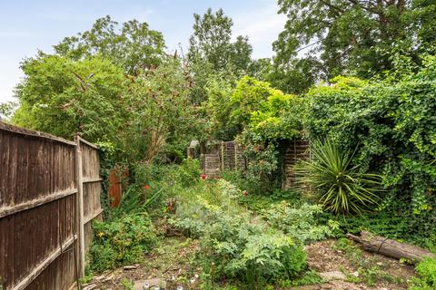 1 bedroom flat for sale, Shirley Road, Enfield