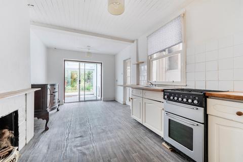 1 bedroom flat for sale, Shirley Road, Enfield