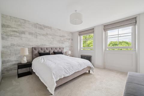 3 bedroom flat for sale, Cornwall Gardens, London SW7