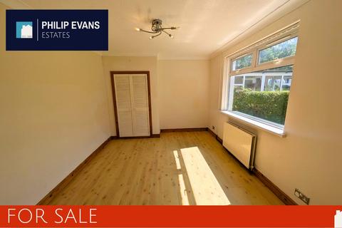 3 bedroom semi-detached house for sale, Maesmagwr, Abermagwr SY23